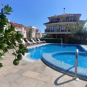 muses.sozopol-hotels.com/