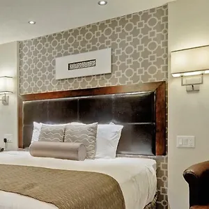 ** Hotel Helm's Canada